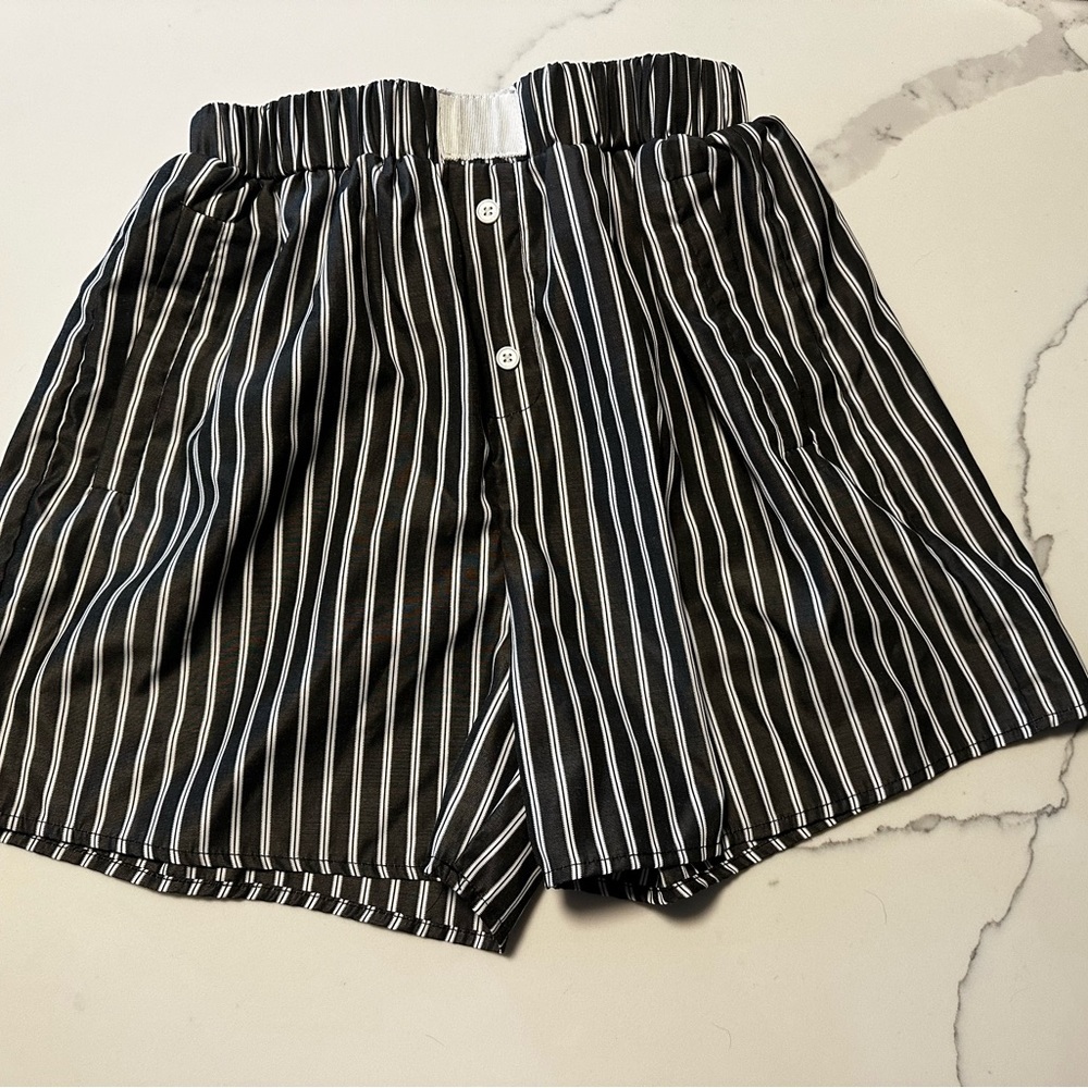 Missguided+ Striped High Waist Shorts